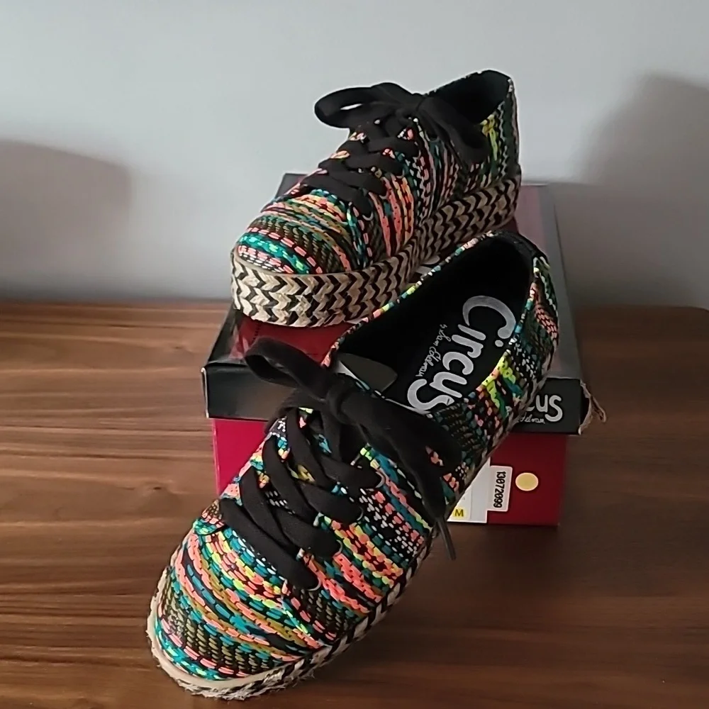 Circus by Sam Edelman platform shoes Size 8